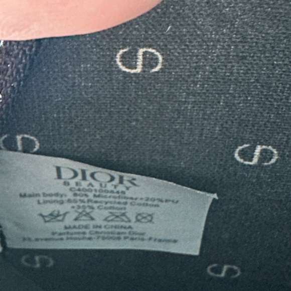 Dior Beauty Vanity Round Purse - Picture 6 of 10